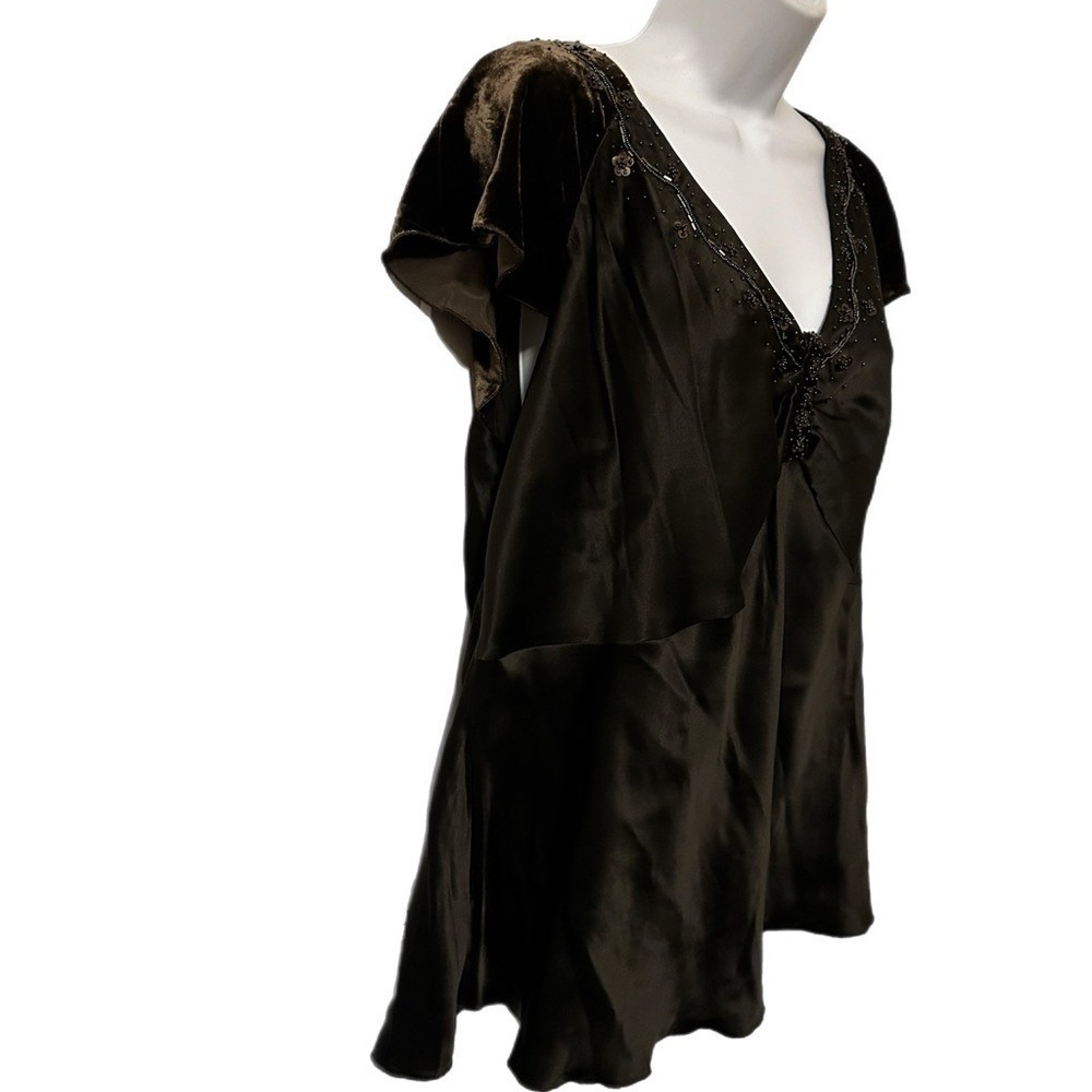 Nine West top